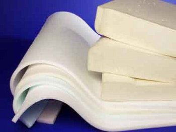 Стілець пластиковий